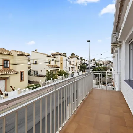 Calas Con Terraza C Apartamento Torrevieja