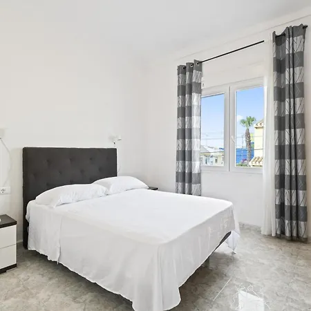 Calas C Con Terraza Apartamento Torrevieja